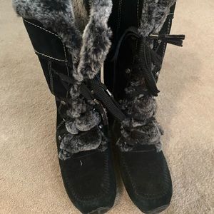London Fog Black Leather Fur Lined Boots Size 8